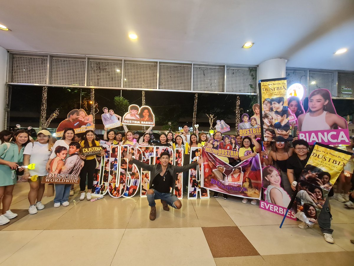 jakerines's tweet photo. Ang Makukulit at masayang Groupo sa Big Night ang TEAM #DustBia 💛
Check niyo videos dito https://t.co/CrShR2NEks
.
#DustBia 
#BiancaDeVera 
#DustinYu 
#PBBCollabTheBigNight https://t.co/zfvxmi0MQ9