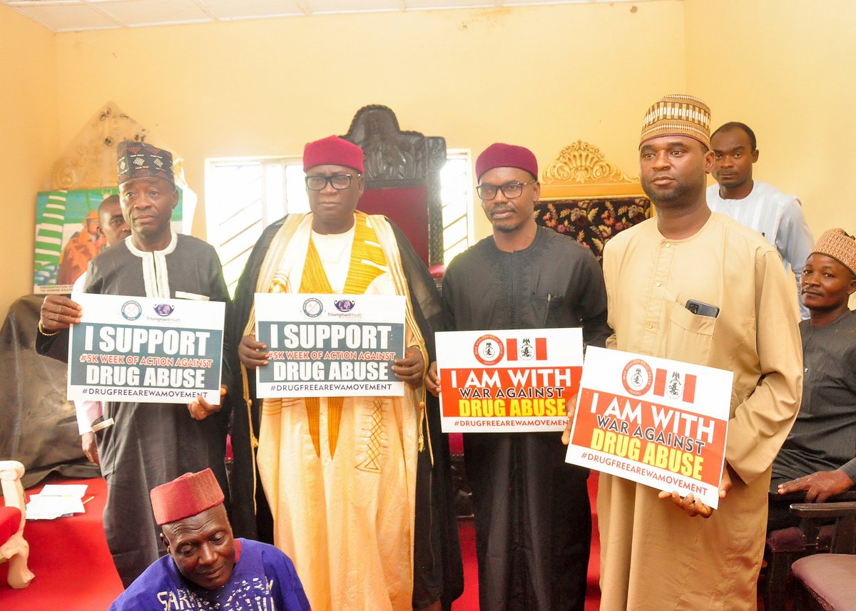 officialyanosa's tweet photo. DFAM visited Agwam Kajju II in Zonkwa to rally royal support for the Southern Kaduna Week of Action Against Drug Abuse (July 14–20). The monarch pledged full support, calling it a fight for the soul of the land. #DrugFreeArewa #SouthernKaduna #DFAM2025 #EndDrugAbuse https://t.co/hk2IIuzLis