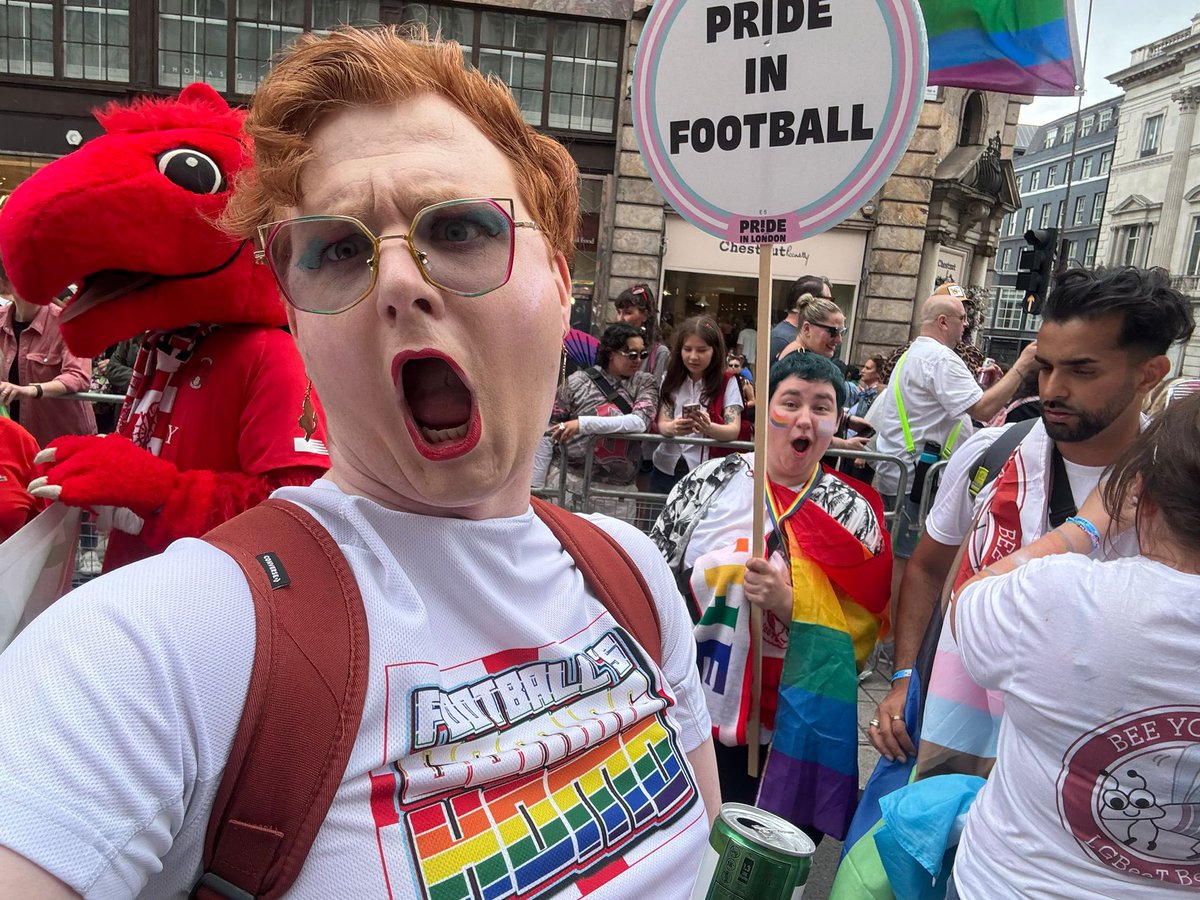 RainbOsailor's tweet image. Thank you to @RainbOs_1881 & our friends and allies who joined us for @PrideInLondon today. What a fabulous day and so many ⭕️s cheered along the route