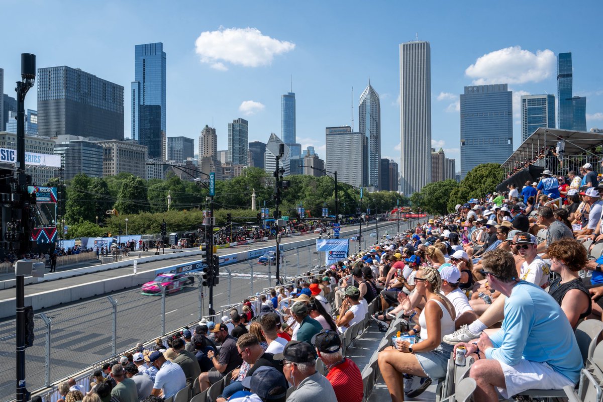Oh hey Chicago 👋 🏁