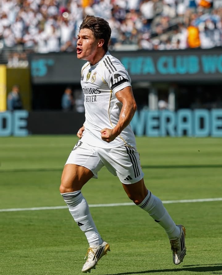 A semifinales en un partido que el Madrid lo encarriló pronto ,pero no lo remato y se sufrió innecesariamente