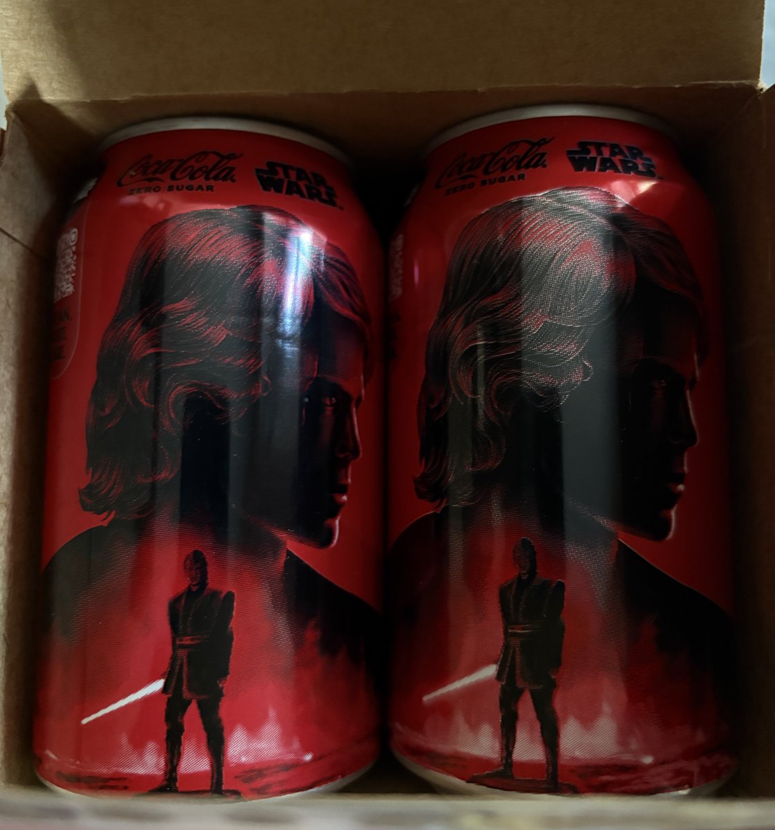 glqnns's tweet image. Only took 1 store to find ANAKIN COKE thank you GOD 🙏🙏