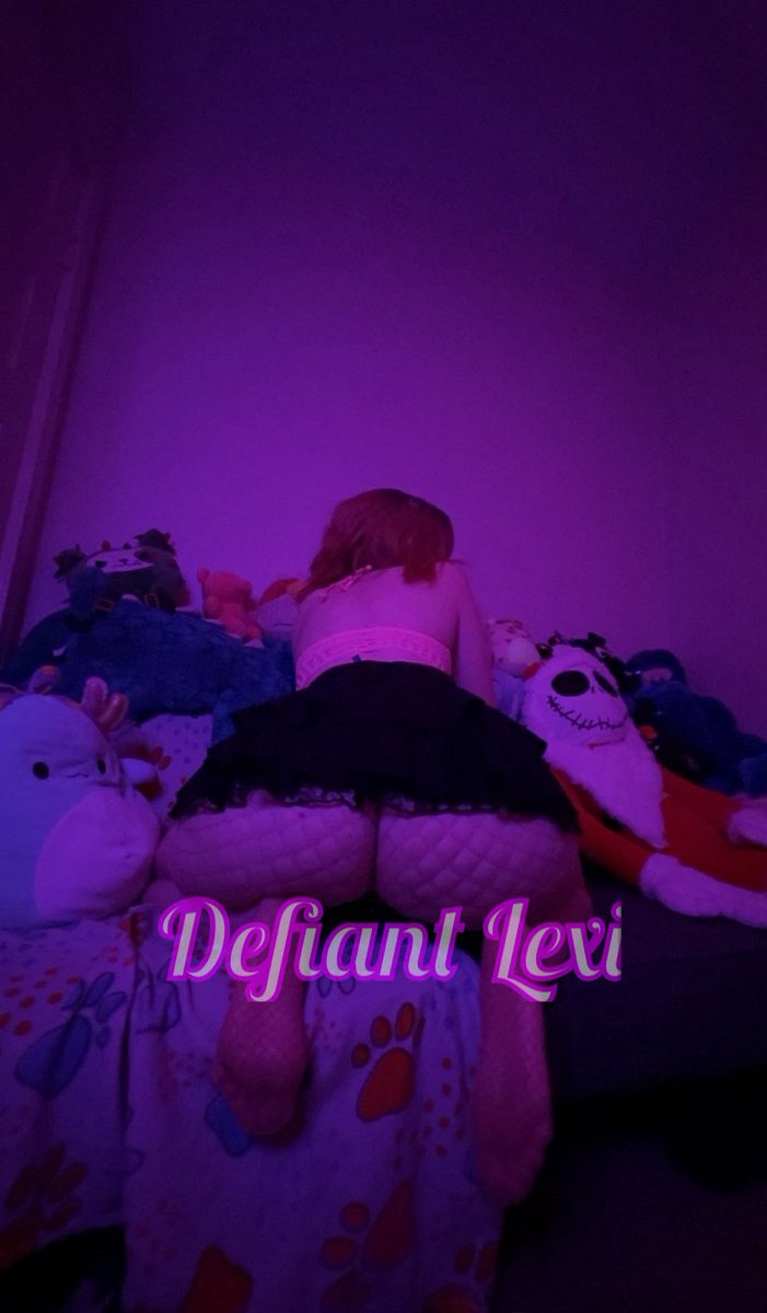 Defiant_Lexi's tweet image. Ready to heat up your feed 🔥💋 Catch all the exclusive vibes and more — just one click away 😉👇 #DefiantLexi #OnlyFans #ExclusiveContent #VIPAccess #SpicyVibes #LinkInBio #DommyMommy