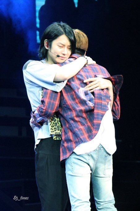 kaelsa25's tweet photo. Aqui una ELF Veterana, yo tenia plena seguridad en el movimiento, pero SABEN A QUIEN ADMIRO MUCHO A LAS BABY ELF, era su primera vez en el Fandom, con toda su ansiedad y algo de inseguridad CONFIARON Y NO LAS DEFRAUDAMOS

LAS QUIERO ABRAZAR FUERTE 💙

#ELF_NO_COMPRA
#OCESA_OUT https://t.co/C5bBXrVjPG