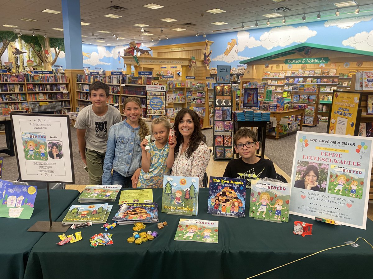I had a great day selling my book at my local Barnes &amp; Noble! Pick up your copy of GOD GAVE ME A SISTER on Amazon at  a.co/d/csc47lD

#pb #kidlit #WritingCommmunity #sisters #giftforsister #authorcommunity #illustration