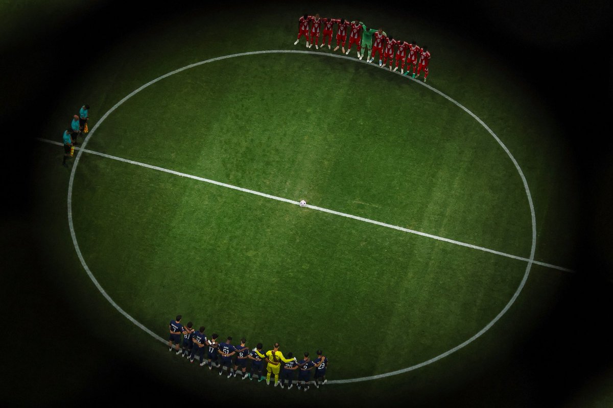 Patrick Smith (@patricksmith04) on Twitter photo Paris Saint-Germain, FC Bayern München players and match officials united for a moment of silence in memory of former football player Diogo Jota, and his brother Andre Silva, who passed away on July 3 prior to their FIFA Club World Cup quarterfinal match // <a href="/GettySport/">Getty Images Sport</a> Paris Saint-Germain, FC Bayern München players and match officials united for a moment of silence in memory of former football player Diogo Jota, and his brother Andre Silva, who passed away on July 3 prior to their FIFA Club World Cup quarterfinal match // <a href="/GettySport/">Getty Images Sport</a>