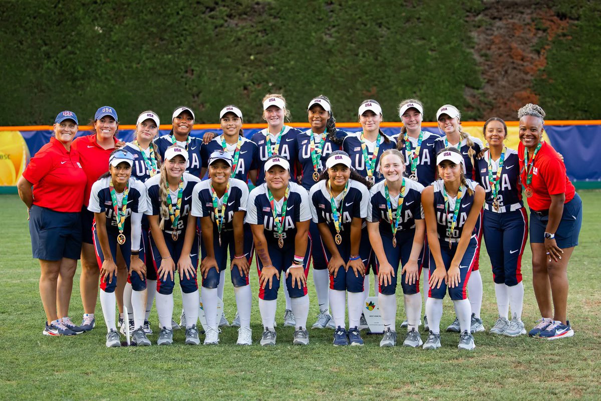 CurrieBaller2's tweet image. I am thankful and blessed to have been selected to represent my country at the U15 WBSC World Cup in Italy! We won the Bronze Medal today vs Team Mexico! It wasn’t the outcome I wanted, but this whole experience has been nothing short of amazing! I love my Coaches! I love my…