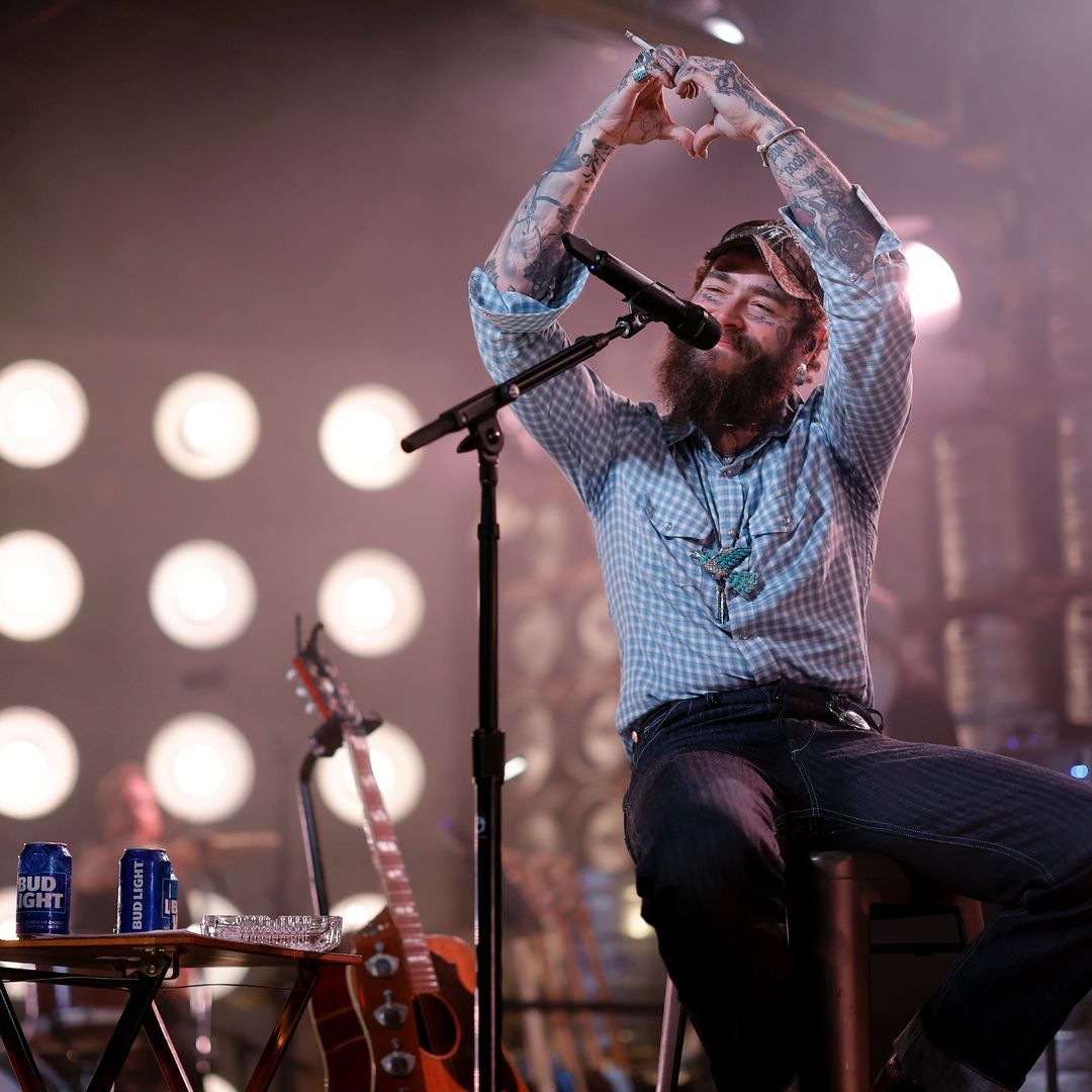 👑 C'est donc officiel, Post Malone est le seul artiste possédant deux chansons dans le top 5 des 500 chansons les plus écoutées sur Apple Music depuis la création de la plateforme ❤️