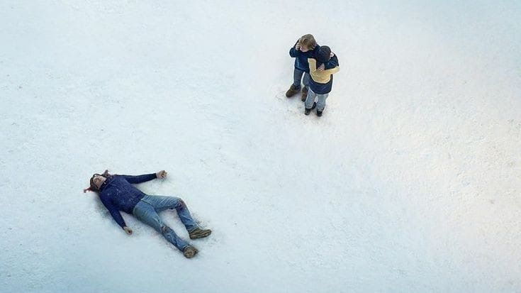 helllyasse's tweet image. Y'en a tellement d'autre (notamment annette mais impossible de trouver un plan qui m'a marqué plus qu'une scène en soit)