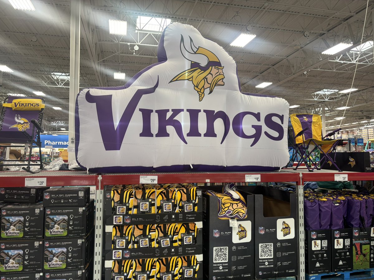 I think I need to introduce <a href="/_jason_777/">Jason Harmon</a> to Sam's Club 😏