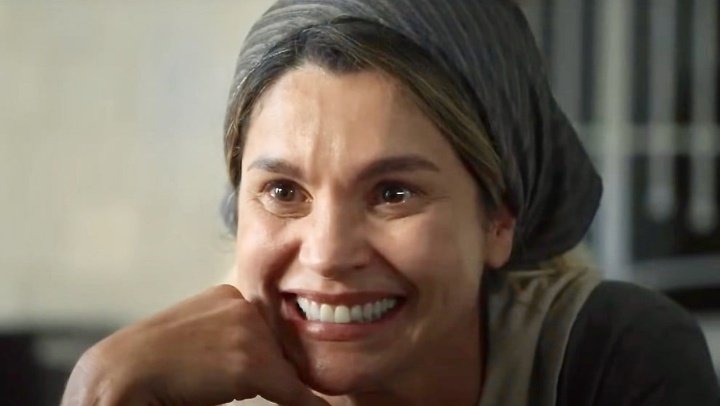 eurayanevitor's tweet photo. Estava com saudade de uma vilã como a Sandra, ela é muito vilã #EtâMundoMellhor https://t.co/JqzopbbV4Z
