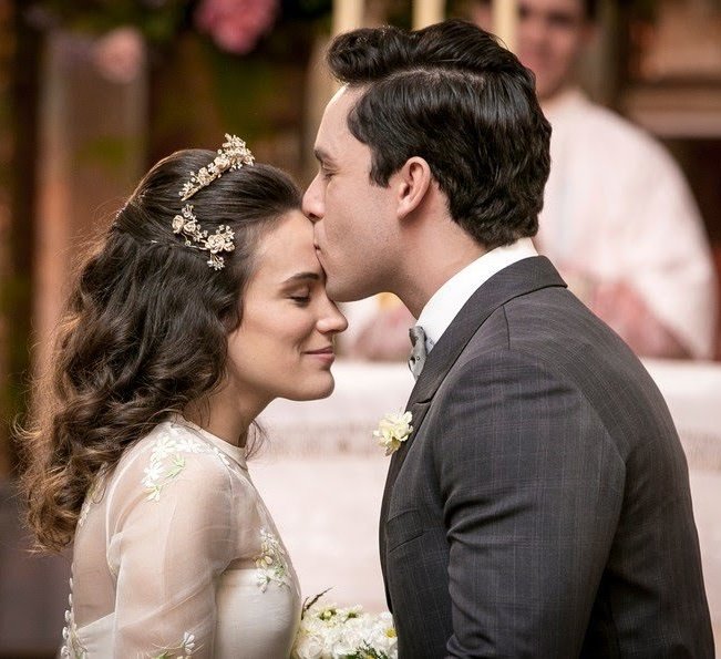 eurayanevitor's tweet photo. Nunca vou aceitar o fim desse casal #EtâMundoMelhor https://t.co/tmq8JbfLVQ