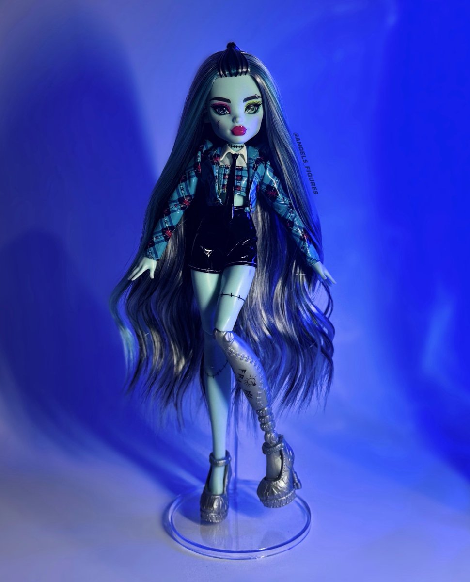 angels_figures's tweet photo. Frankie Stein #reroot & #liprepaint https://t.co/BFRCgb9F4C