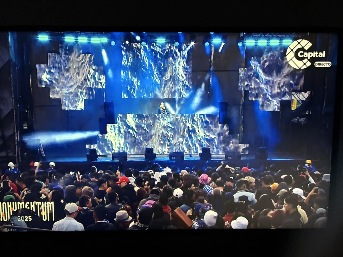 Luisa Piñeros (@radiandoando) on Twitter photo Monumentum, el evento de música electrónica que engrandece el trabajo de un gremio, une a una comunidad y pone el beat musical en el corazón de Bogotá. Se vive por <a href="/CanalCapital/">Canal Capital</a> #MonumentumPorCapital 🎛️ Monumentum, el evento de música electrónica que engrandece el trabajo de un gremio, une a una comunidad y pone el beat musical en el corazón de Bogotá. Se vive por <a href="/CanalCapital/">Canal Capital</a> #MonumentumPorCapital 🎛️