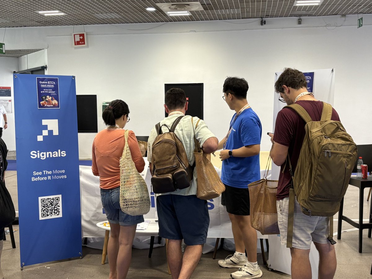 signalswtf's tweet image. Being part of @ETHGlobal Spotlight was a fantastic chance to get real feedback and connect with fellow builders. Thanks @ETHGlobal for this awesome opportunity!
Legendary builders @pomodoki_app @decycle_io @zkpassport
+big shoutout to @cxqmaggie for all the support!