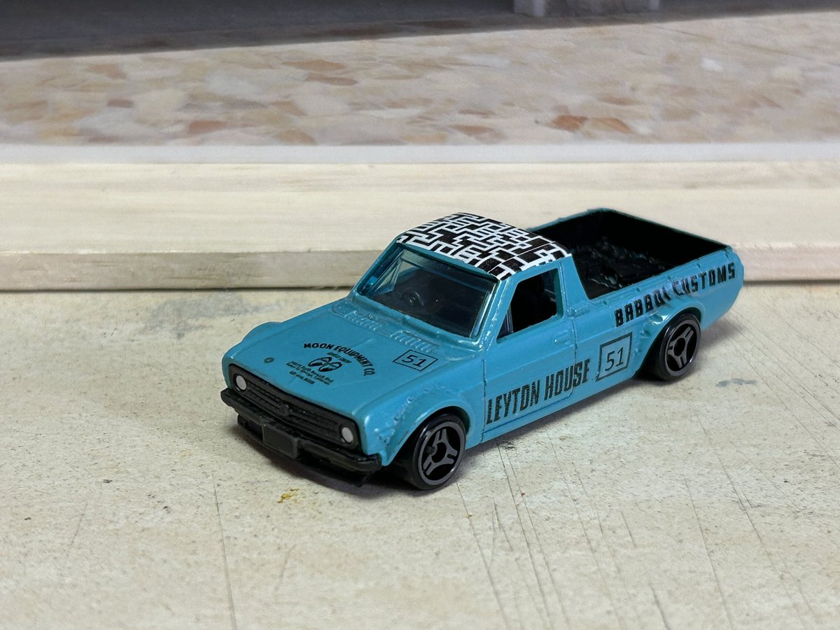 porschegmbh's tweet photo. #ホットウィール #NISSAN #B110 #serviceROD #LEYTONHOUSE サービスカー導入しました👍タイヤ替え放題です🤣🤣 https://t.co/Tj4wo1Pt16