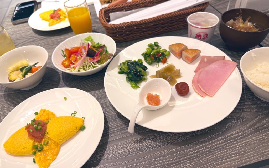 朝から山盛り食った 