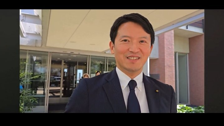 兵庫県の斎藤知事ははかりごとをするような人間ではない。

それに比べて、反斎藤知事派の議員たちはあの手この手のはかりごとを次々と企てているように思われる。

人間性の違いなのか、政党の党利党略がそうさせるのか、よく分からない。

いずれにしても、斎藤知事には品格と誠実な人柄がある。