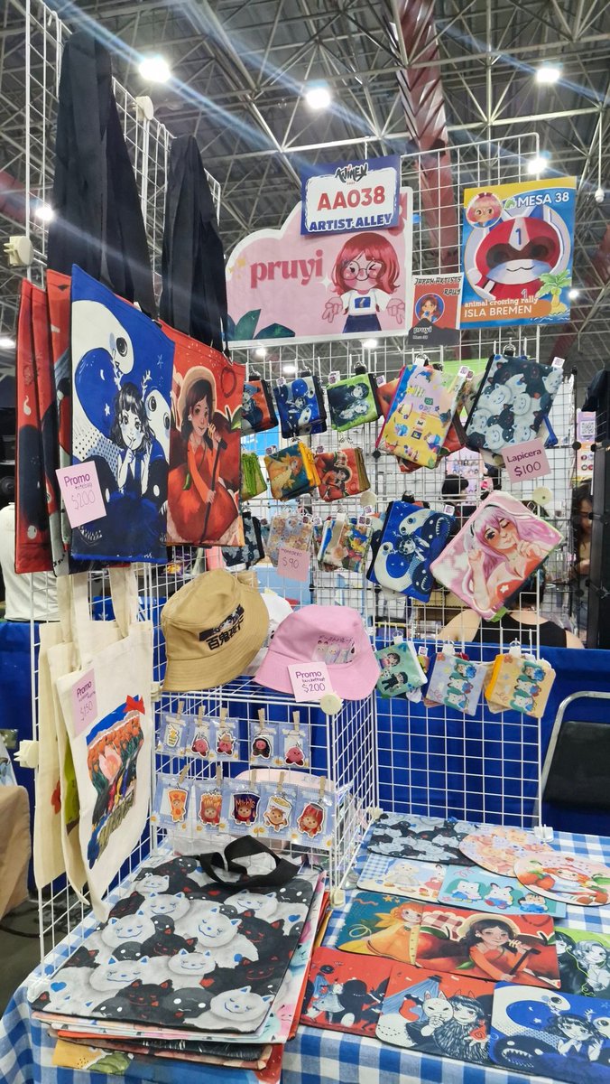 pruyi_'s tweet photo. Aún quedan 4 horas de evento!! Caiganle! 

Mesa 38 del Artist Alley 
@LaConveMTY https://t.co/D3BCfbS43v