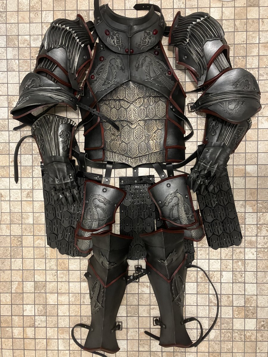 SNEAK PEEK,  for New York City Comic Con 2025!!
🐉🔥🖤