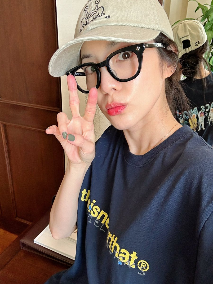krungy21's tweet image. Dara in Cambodia 🧡