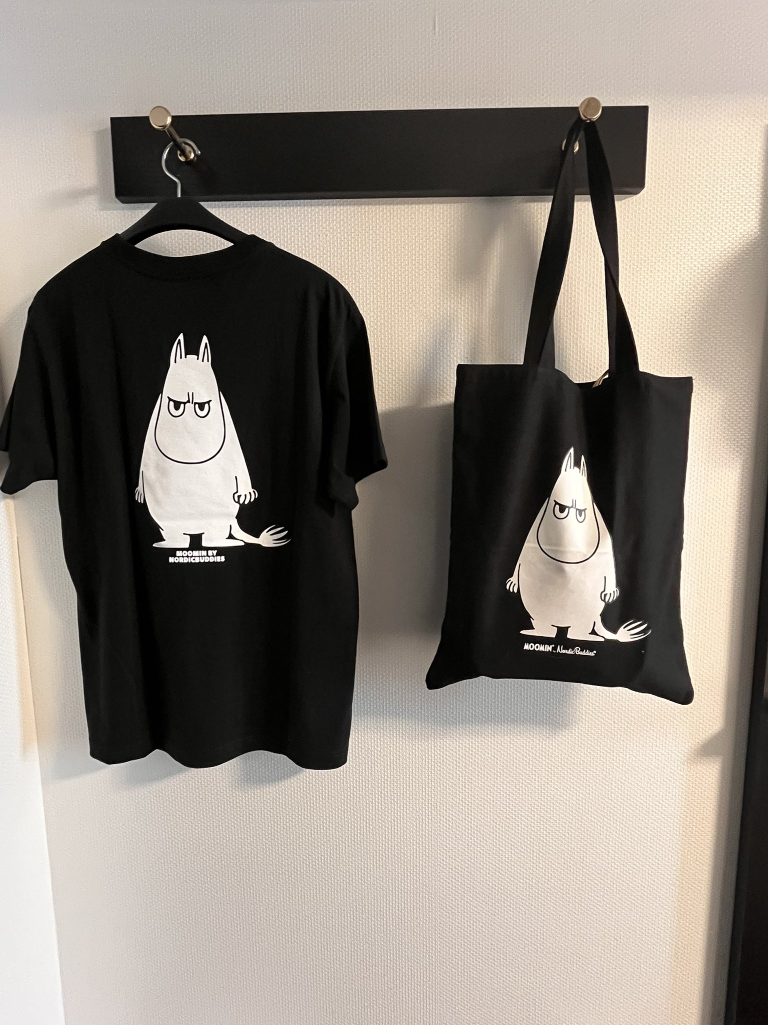 万博限定　大阪万博　ノルディックサークル　ムーミン　アングリームーミン　Tシャツ 万博限定Tシャツ”が数量限定でネット販売開始❢ | ムーミン公式