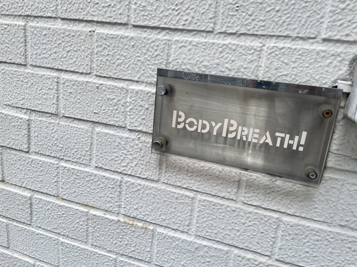 短髪じゃないと行けないところもある
スリ筋イケメンと1時間キスして射精した