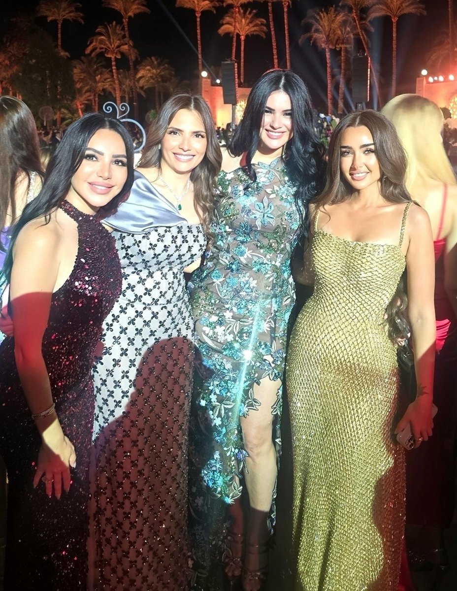 من فرح عادل رامي امام وعروسته فريدة الجميلة🎊 الف مبروووك يا رامي ليك انت وياسمين وربنا يسعدهم ويباركلهم وتفرحوا بولادكم دايما🙏❤️
 #إنجي_علاء