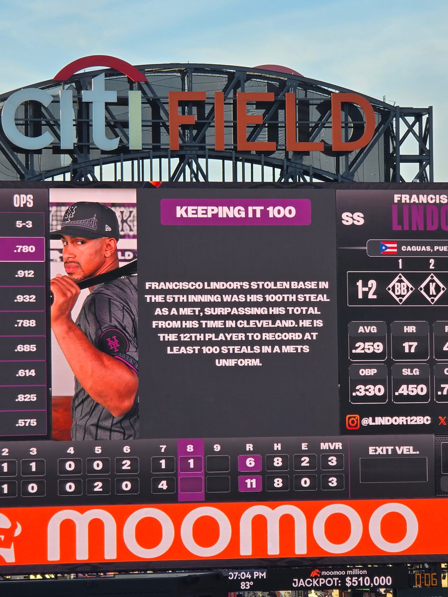 amanofNY's tweet image. FUN DAY AT THE BEST ⚾️FIELD IN #MLB 

LET'S GO @METS WIN

#SubwaySeries 

🍎#LFGM⚾️#LGM