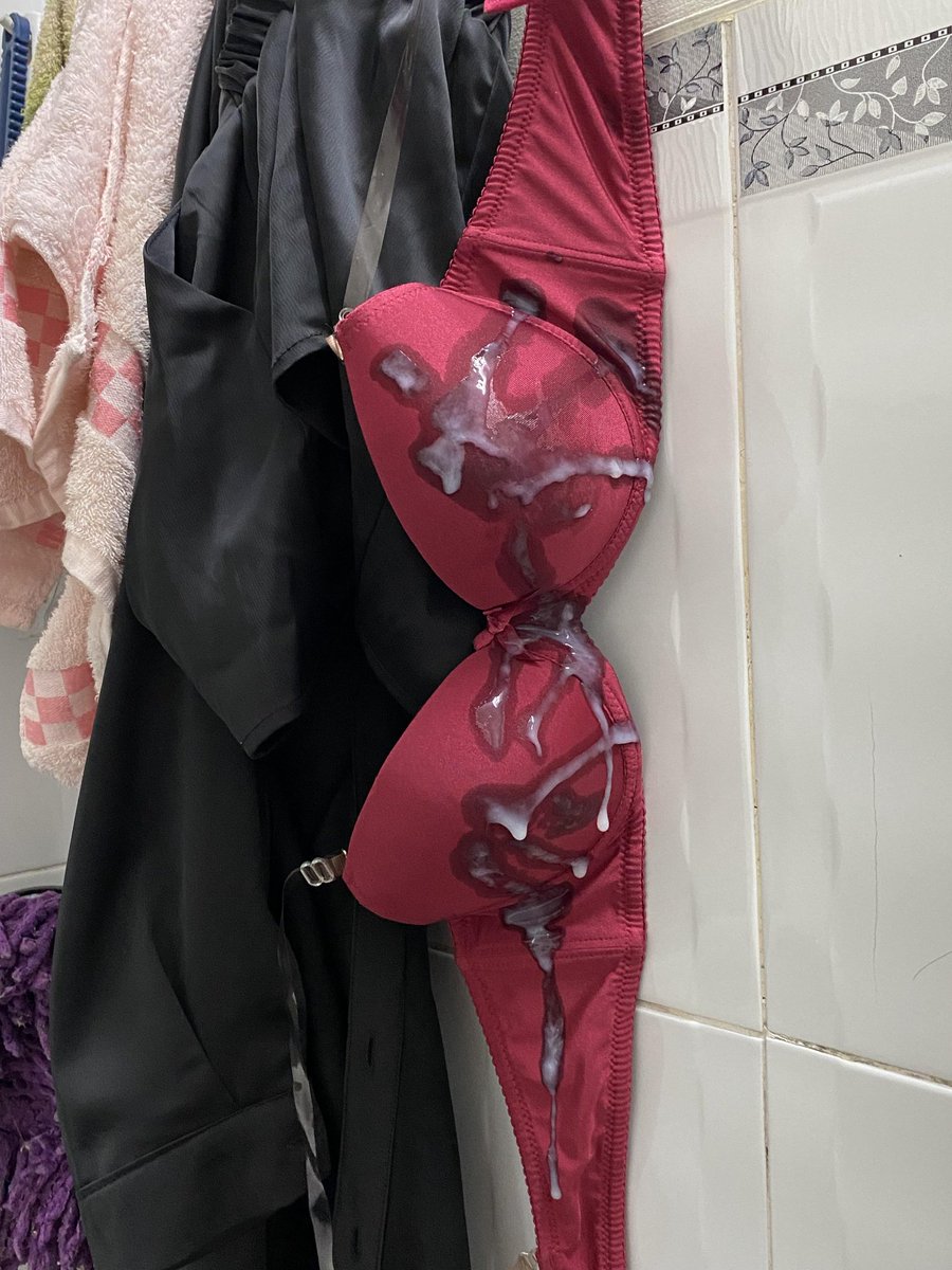 Girl sexy bra 18k tweet media