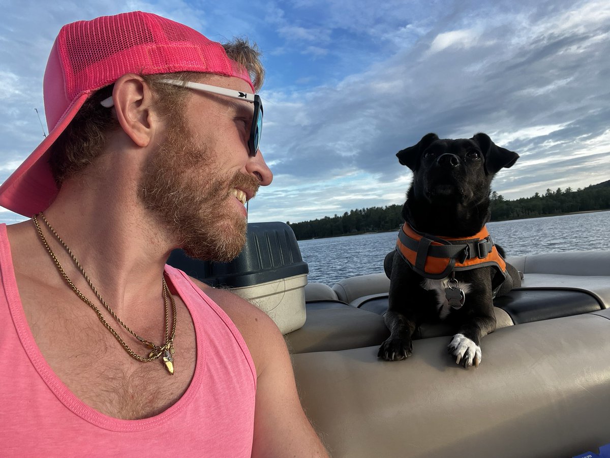 more wholesome content for this chill saturday! pickles says thank you for all the love