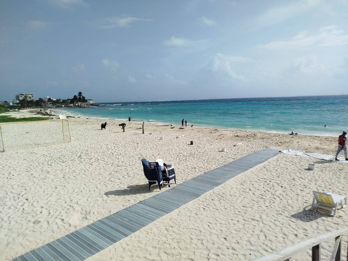 Llegó el fin de semana!!! Y las playas de San Andrés con su fina arena blanca y el mar azul turquesa es lo más lindo para disfrutar del verano 🏖️
