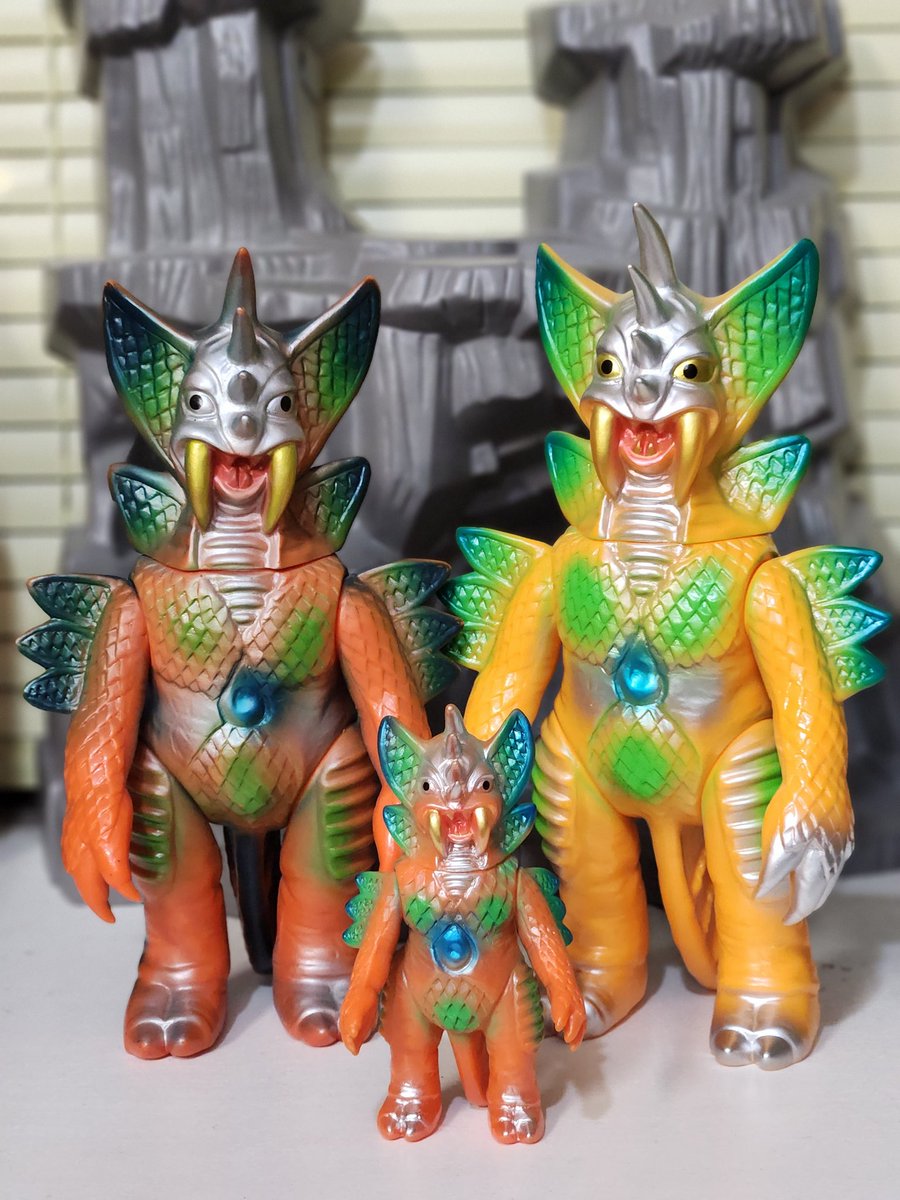 バルガラス　ガンダーギラス　ソフビ　復刻　恐獣　セット品 3体セット品 流星人間ゾーン 恐獣 ザンドラ バルガラス ガンダーギラス