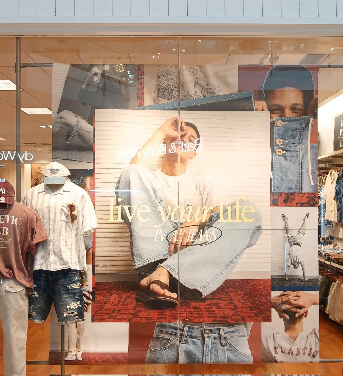 FinleyNFT's tweet image. When you're at the mall debating on buying a real Labubu for $85, when all of a sudden - you walk past the campaign you booked your model on &lt;3