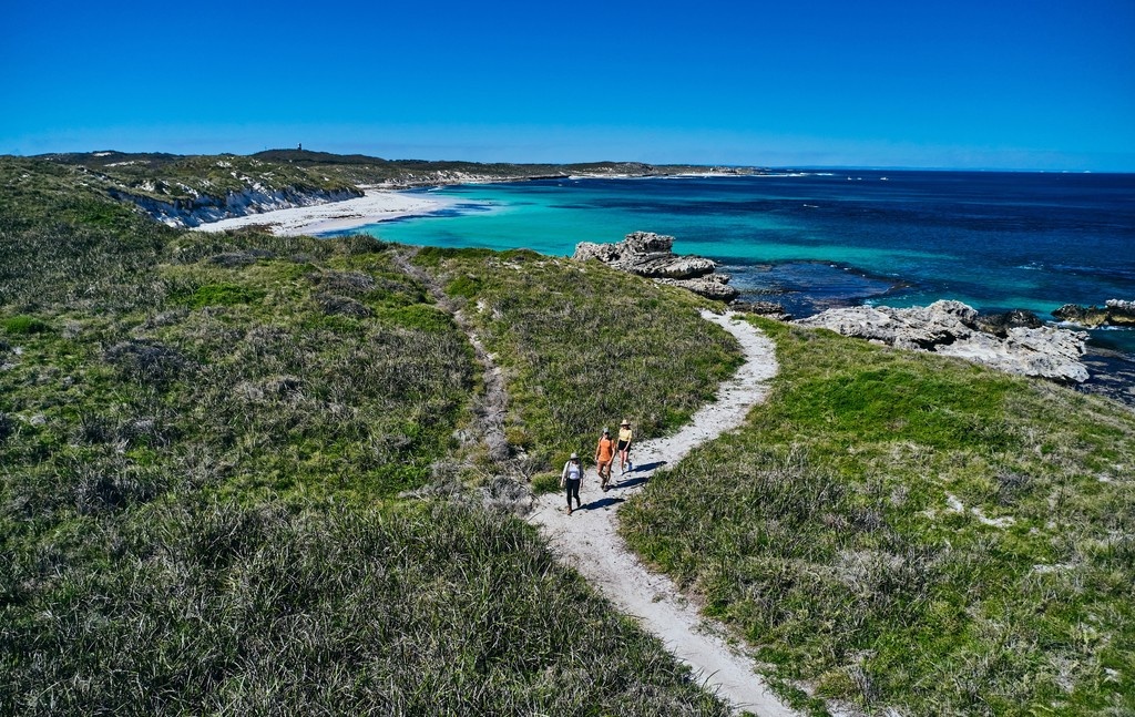 Get off the beaten track on Wadjemup Rottnest Island and explore the Wadjemup Bidi, a network of trails!

Learn more👉️ourwaparks.org.au/smartreka/wadj…