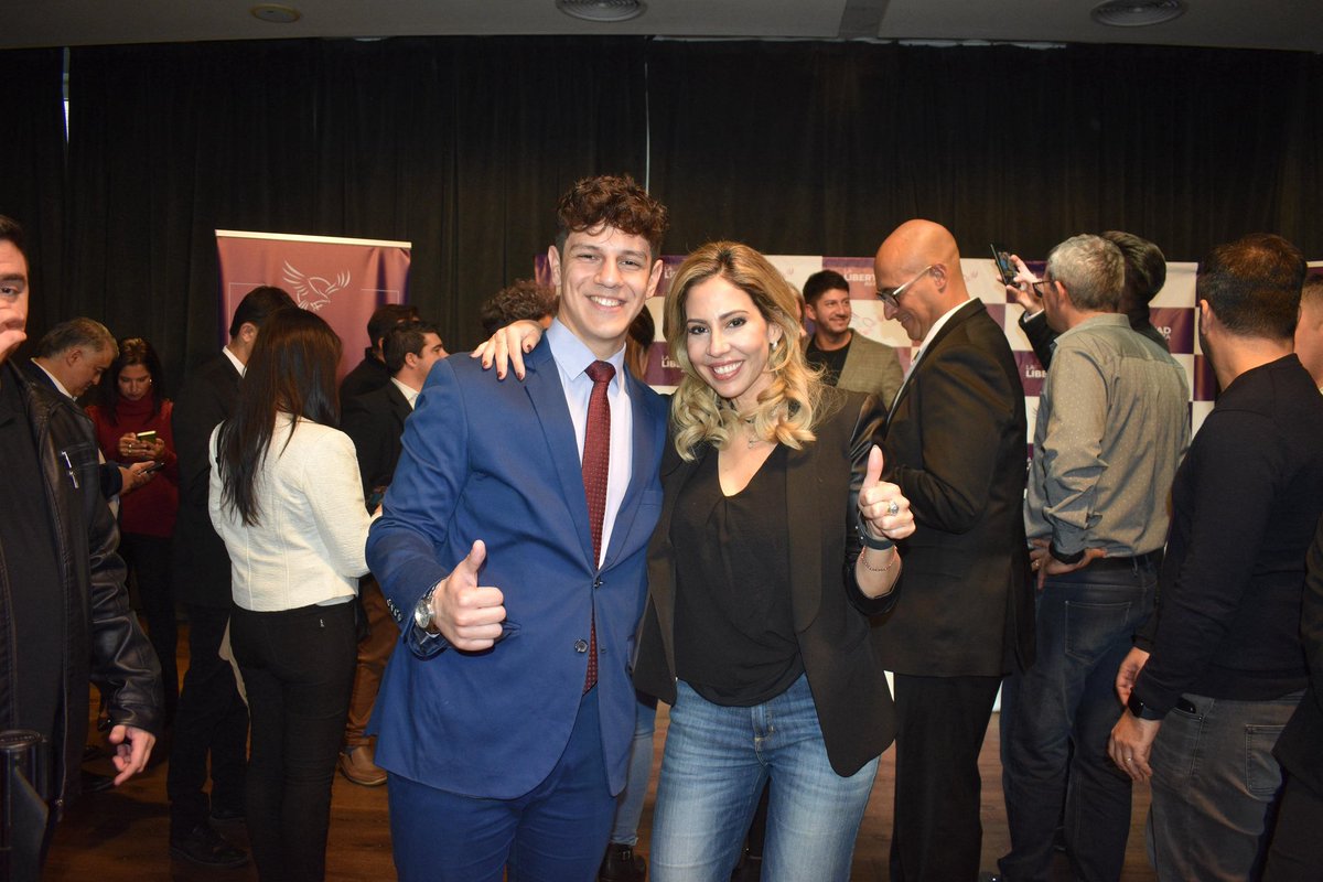 romidiezok's tweet photo. Vamos Lauti querido !! Sos un orgullo @LautaEnriquez_ !! El concejal rosarino más joven de la historia es de La Libertad Avanza !! Del mejor Presidente de la historia @JMilei !! A cambiar la historia de la ciudad Lauti !!! VLLC!!! https://t.co/GcxyFXEWOn