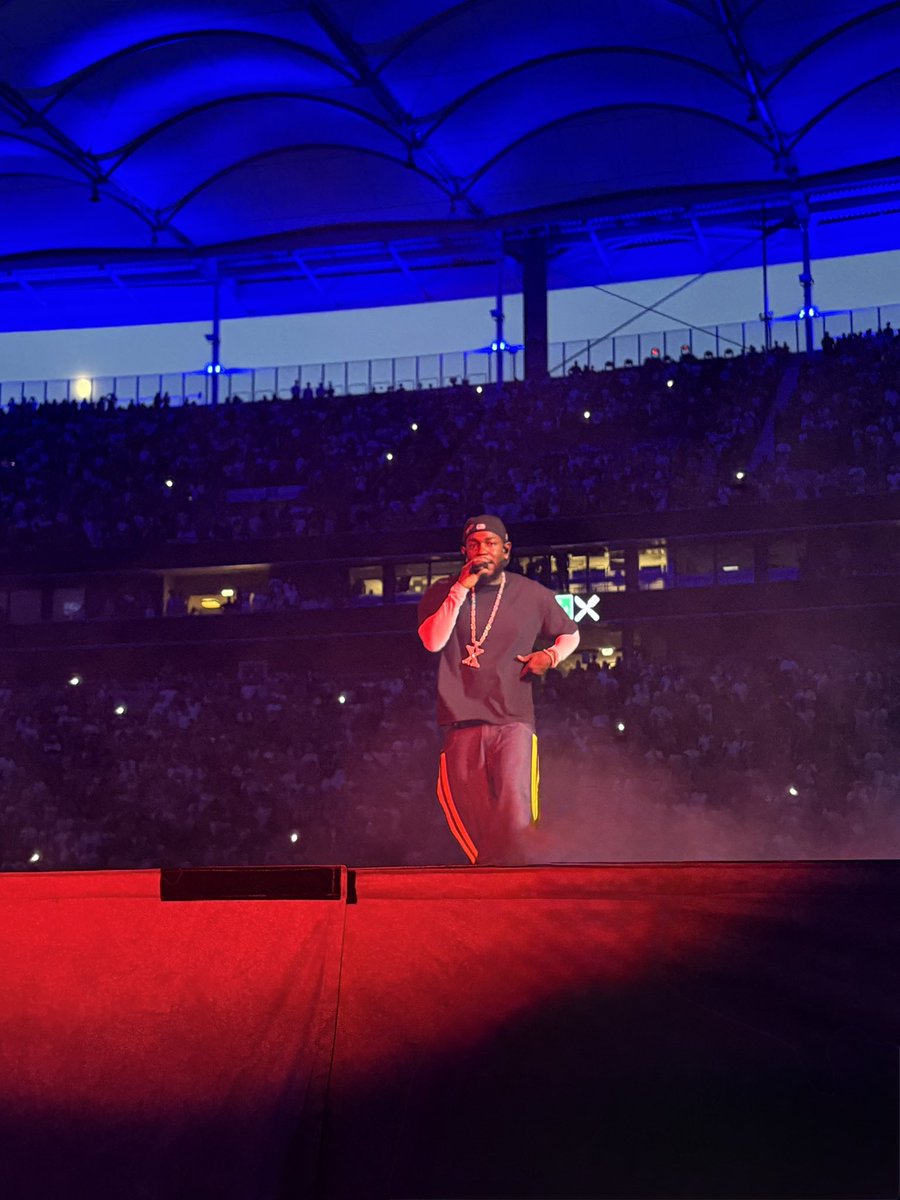 Jo2cooL (@jo2cool_) on Twitter photo Being able to go to <a href="/kendricklamar/">Kendrick Lamar</a>’s concert then actually managing to make a photo like this is truly beautiful, absolutely loved it!!! My voice is nowhere to be seen tho, throat problems for next few days BUT WE LOVE IT #GNXTour Being able to go to <a href="/kendricklamar/">Kendrick Lamar</a>’s concert then actually managing to make a photo like this is truly beautiful, absolutely loved it!!! My voice is nowhere to be seen tho, throat problems for next few days BUT WE LOVE IT #GNXTour