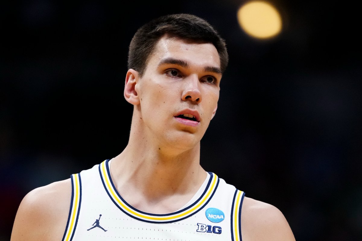 Michigan Men's Basketball (@umichbball) on Twitter photo It has begun. Vladislav Goldin played 14 minutes off the bench with seven points, three rebounds, and an assist as the <a href="/MiamiHEAT/">Miami HEAT</a> defeated <a href="/spurs/">San Antonio Spurs</a>, 82-69, the <a href="/NBASummerLeague/">NBA Summer League</a> California Classic opener
Box Score: myumi.ch/Xy57D
#GoBlue x #ProBlue It has begun. Vladislav Goldin played 14 minutes off the bench with seven points, three rebounds, and an assist as the <a href="/MiamiHEAT/">Miami HEAT</a> defeated <a href="/spurs/">San Antonio Spurs</a>, 82-69, the <a href="/NBASummerLeague/">NBA Summer League</a> California Classic opener
Box Score: myumi.ch/Xy57D
#GoBlue x #ProBlue
