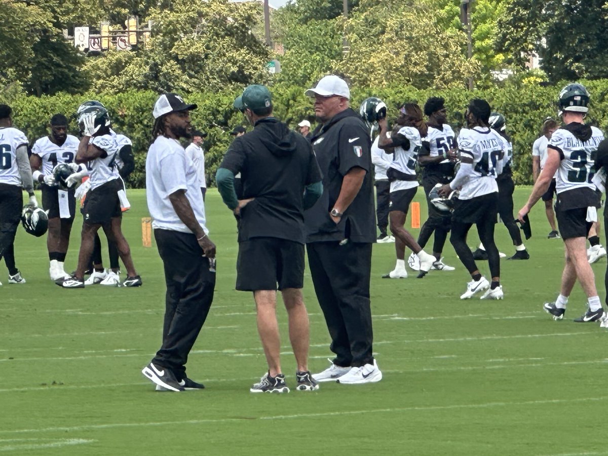 #Eagles daily spring rewind: Delaware State head coach DeSean Jackson converses with Kevin Patullo and Dom DiSandro.