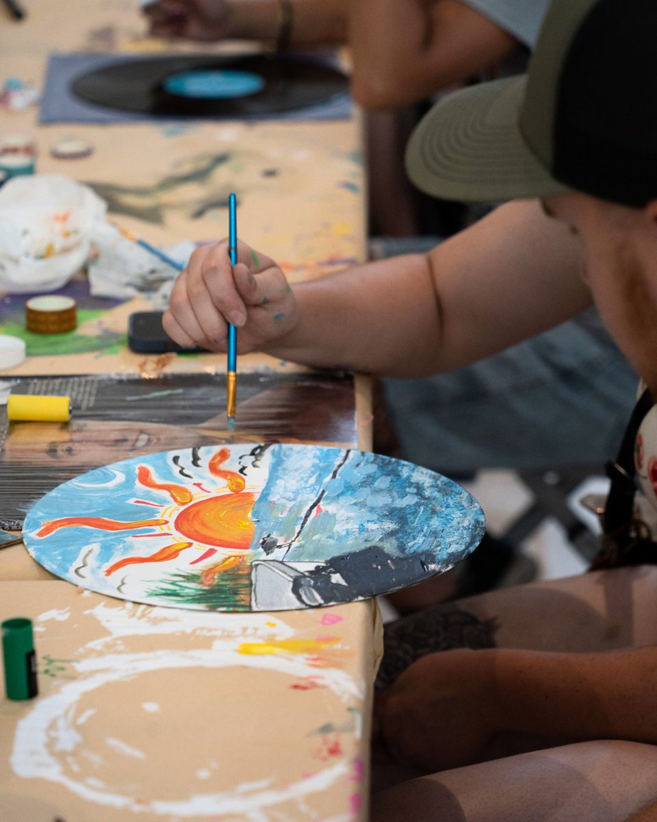 SmithsonianFolk's tweet image. The #2025Folklife Festival will have you looking through a new lens. 🎥 Come meet the emerging creators who are telling unique stories about their worlds.
Join us inside the Smithsonian Arts + Industries Building from 12–4 p.m. through July 7. Learn more: s.si.edu/3REQH9a