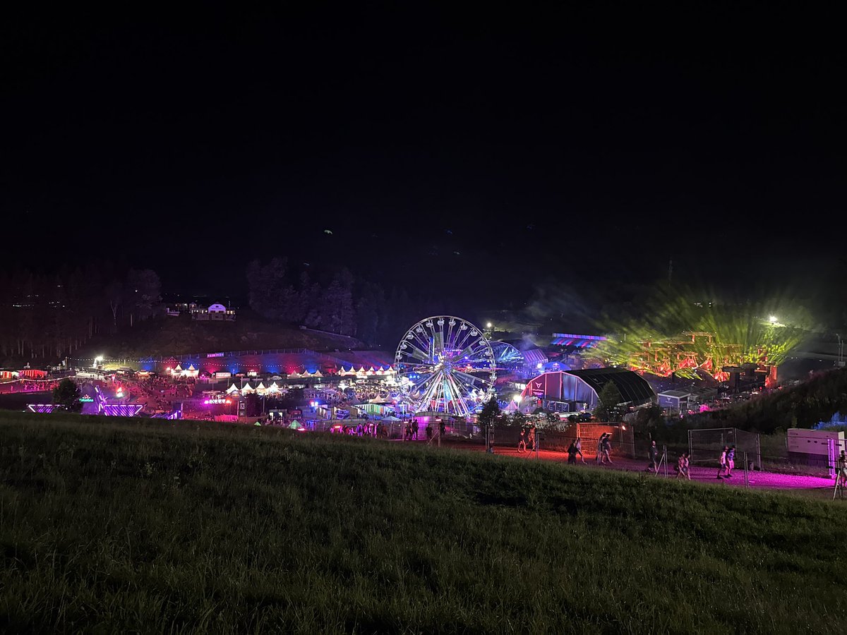 Danke an alle, die dieses Jahr am Electric Love Festival dabei waren. Es war mir wie jedes Jahr eine Ehre und es hat eine Menge Spaß gemacht! ❤️ <a href="/Meyrayxiii/">M🦖</a> <a href="/nxtbyte_/">nxtByte // Ben.</a> <a href="/jasminemichele0/">Jasmine</a> <a href="/DechowEndric/">Endric Dechow</a>