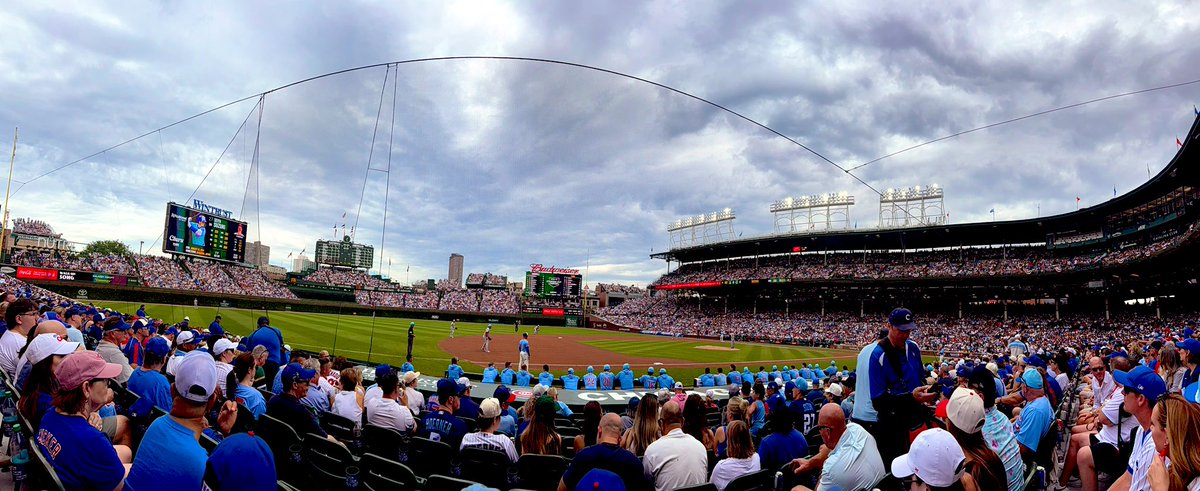 scuba_srm's tweet photo. @Rishav_16 Nothing like Wrigleyville on July 4th!  Maybe not the greatest view but the fan base and atmosphere is second to none. #wrigleyfield https://t.co/bArEXqbtEv