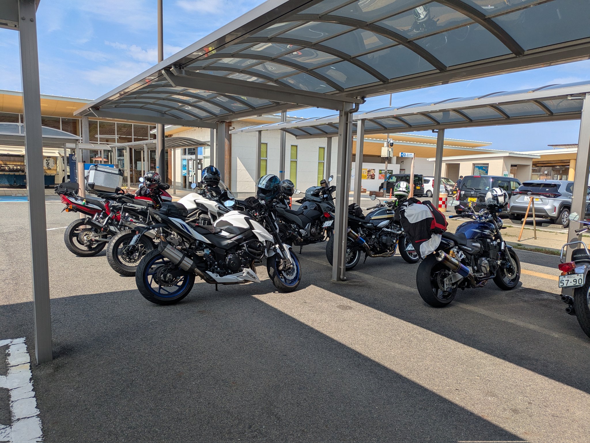 みーやん ミシュラン MICHELIN ZX 135 SR 15 72S TL 1本 : ミヤデラタイヤ