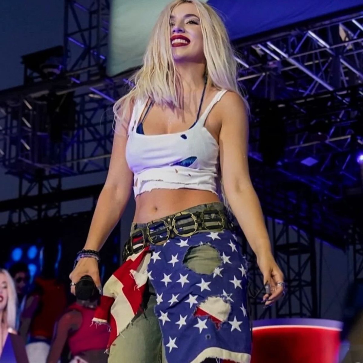 AvaMax's tweet image. Wet hot American dreaming 💭
