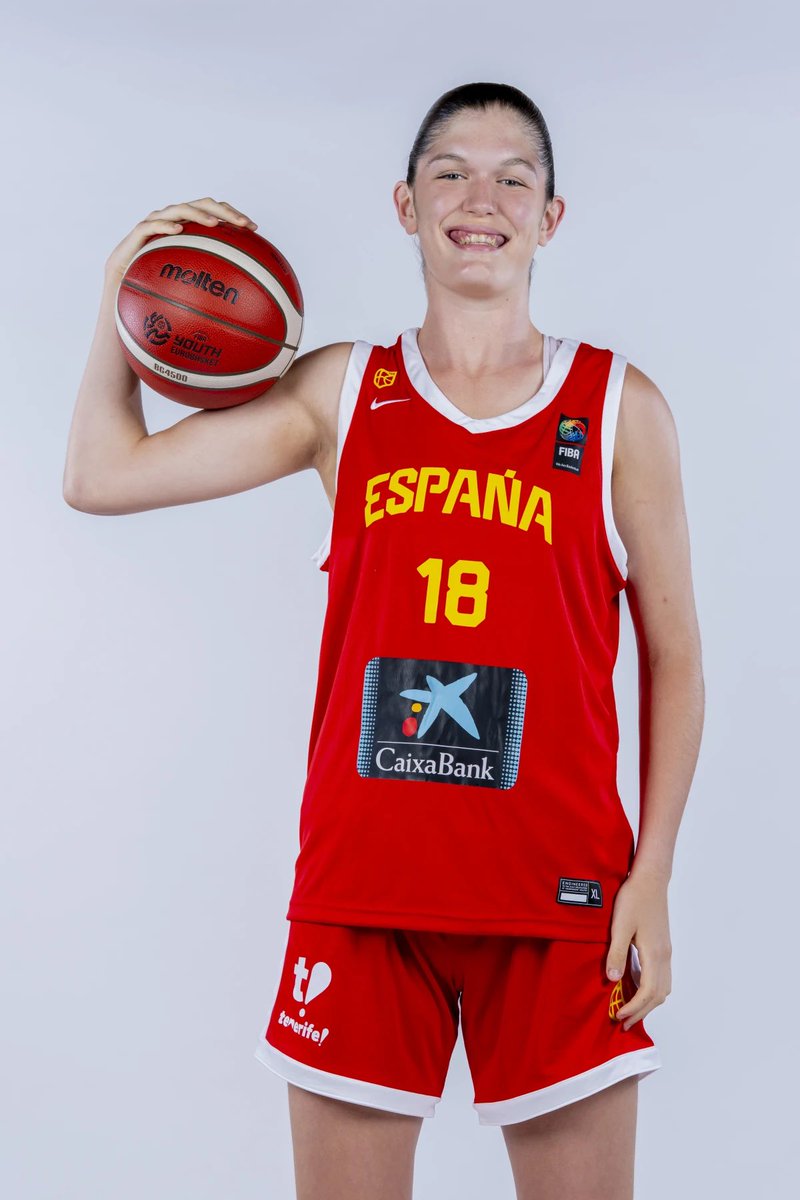 In just 13 minutes of action, Nicole Dominguez logged nine points and four rebounds in Spain’s 75-42 win over Turkey in group play at the FIBA U18 European Championship!

ℹ️ bit.ly/3TUg5IW

#TrueBlue