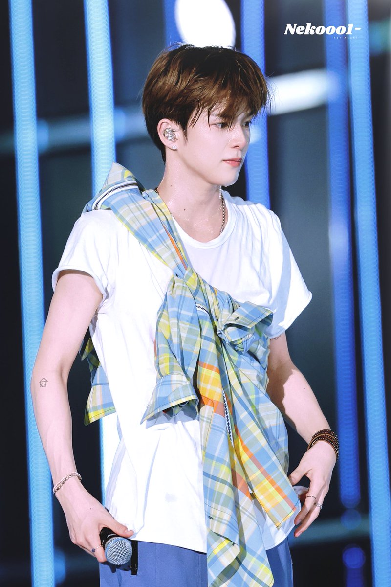 Nekocafe_515820's tweet photo. 250705 음악중심 HD

#TREASURE #트레저 #トレジャー
#ASAHI #아사히 #アサヒ https://t.co/jffHYuFTqZ