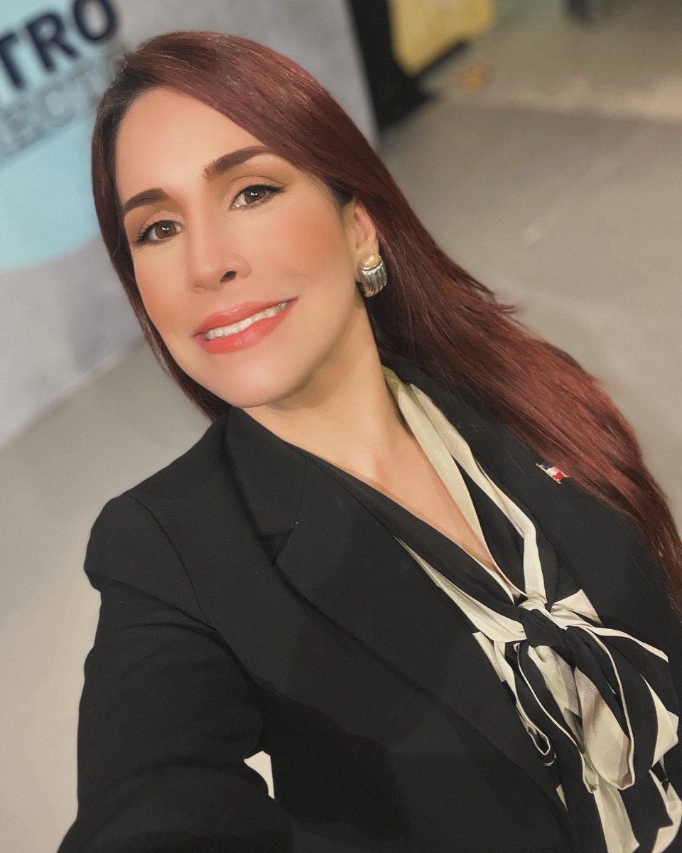 Karina SánchezCampos (@karisanchezc) on Twitter photo #EncuentroDirecto 8PM <a href="/rnncanal27/">Canal 27 RNN</a>:
¿Medidas desmedidas? Sin giros izquierda, con caos tránsito.
Realidad enferma compromete salud, régimen subsidiado desbordado asumido por contributivo insostenible… mitad presupuesto salud en ilegales.
Entrevista sec. jurídico PLD, José Dantés. #EncuentroDirecto 8PM <a href="/rnncanal27/">Canal 27 RNN</a>:
¿Medidas desmedidas? Sin giros izquierda, con caos tránsito.
Realidad enferma compromete salud, régimen subsidiado desbordado asumido por contributivo insostenible… mitad presupuesto salud en ilegales.
Entrevista sec. jurídico PLD, José Dantés.