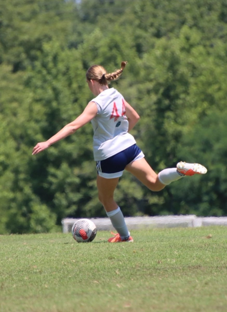 LeahCondron2027's tweet photo. Finished a great club season at ECNLRL regionals in Greensboro! Thank you to all the coaches that came out to watch me play! 
@NCFC_Youth @ImYouthSoccer @ImCollegeSoccer @TopDrawerSoccer https://t.co/LJUQ0cTWeT
