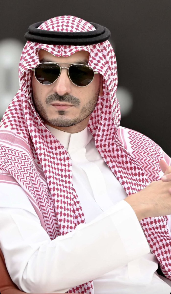 مع كل الاخبار المتداولة في الشأن الشبابي .. والانتظار للمشجع عن ماذا ستحول اليه الامور في النادي مع فراغ كرسي الرئاسة .. 
اليوم في نادينا 
يشرفني اليوم رمز نادي #الشباب الابرز والعضو الذهبي الداعم .. صاحب السمو الملكي الامير عبدالرحمن بن تركي .. لكشف كل مايدور وما ينتظر وما كان