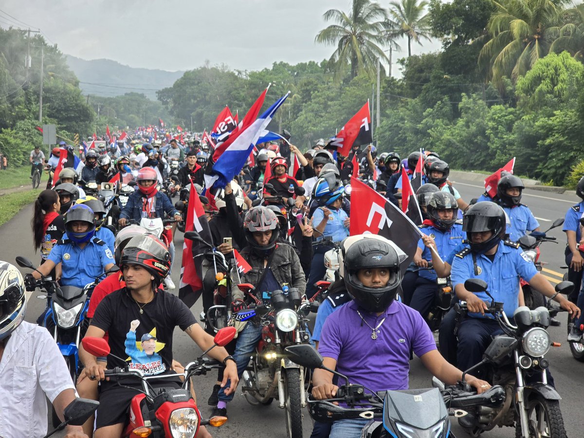 PLOMO1979 (@plomo19792) on Twitter photo #Nicaragua // Militancia Sandinista del departamento de Granada participa en la Motorizada 2 Siempre 19!✊❤️🖤🇳🇮
<a href="/VivaNicaragua13/">Viva Nicaragua</a> <a href="/el19digital/">El 19 Digital</a> <a href="/Canal2Nicaragua/">Canal 2</a> <a href="/Canal4Ni/">Canal 4 Nicaragua</a> <a href="/canaltn8/">TN8 Nicaragua</a> <a href="/db_nicaragua/">BARRICADA - Nicaragua</a> <a href="/nuevaya/">La Nueva Radio YA</a> #Nicaragua // Militancia Sandinista del departamento de Granada participa en la Motorizada 2 Siempre 19!✊❤️🖤🇳🇮
<a href="/VivaNicaragua13/">Viva Nicaragua</a> <a href="/el19digital/">El 19 Digital</a> <a href="/Canal2Nicaragua/">Canal 2</a> <a href="/Canal4Ni/">Canal 4 Nicaragua</a> <a href="/canaltn8/">TN8 Nicaragua</a> <a href="/db_nicaragua/">BARRICADA - Nicaragua</a> <a href="/nuevaya/">La Nueva Radio YA</a>
